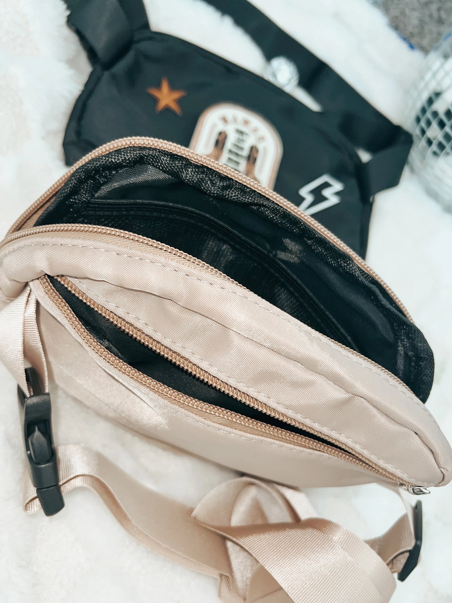 Fanny Pack With Patches, Cross Body Concert Bag, Stadium Approved Purse, Patch Stadium Bag, Country Concert Bag